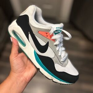 Nike air max correlate- women’s shoe